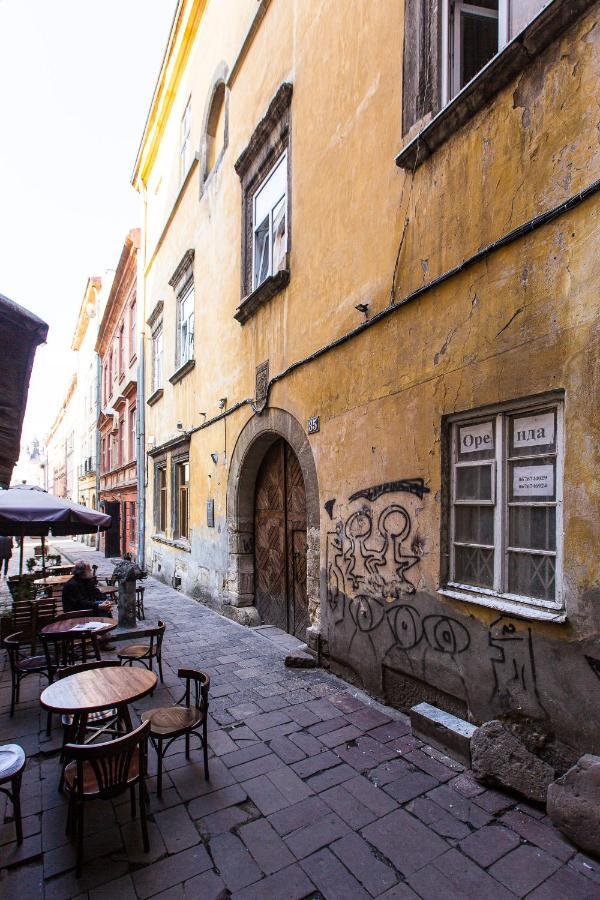 Біля Дзиги Сучасна Квартира На Вулиці Вірменській 35 Lviv Eksteriør bilde