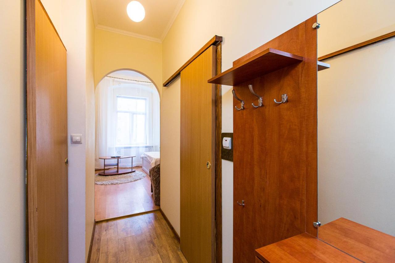Біля Дзиги Сучасна Квартира На Вулиці Вірменській 35 Lviv Eksteriør bilde